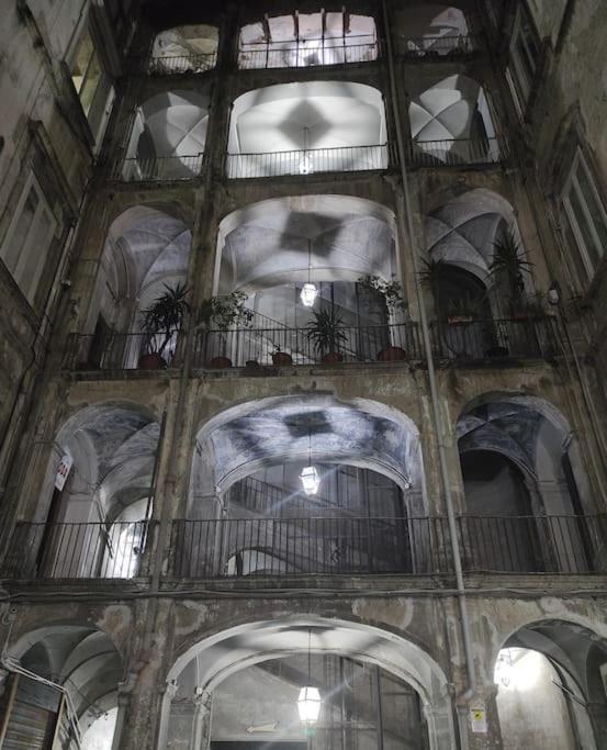 Fashion Cathedral Apartment, Centro Storico Napoli المظهر الخارجي الصورة